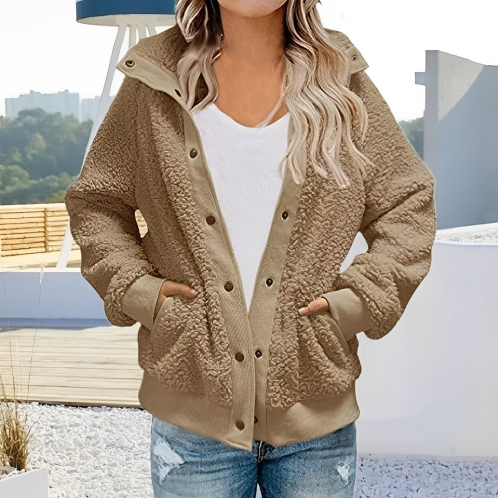 Jaqueta Feminina Peluciada Maria Clara