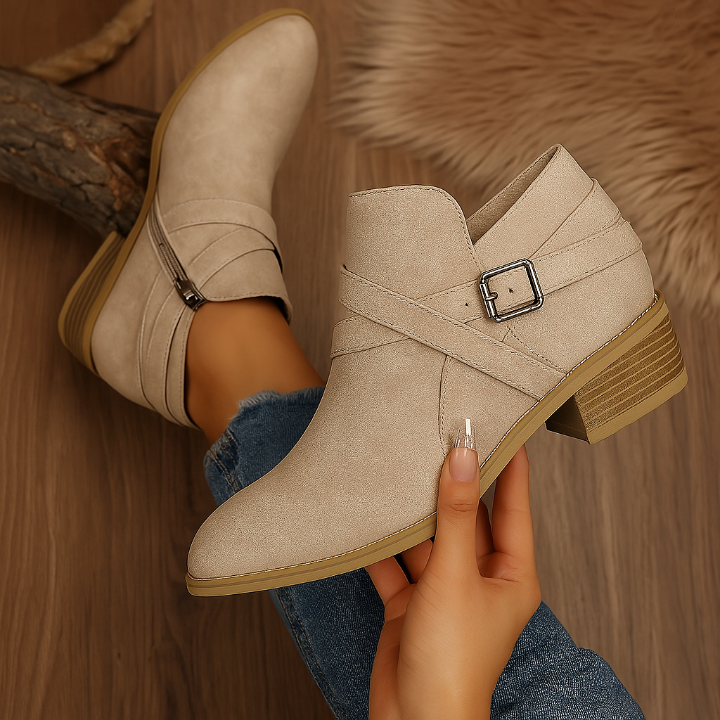 Bota Cano Curto Feminina Ayla