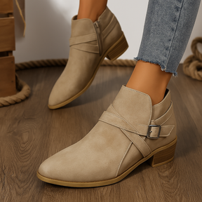 Bota Cano Curto Feminina Ayla