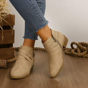 Bota Cano Curto Feminina Ayla